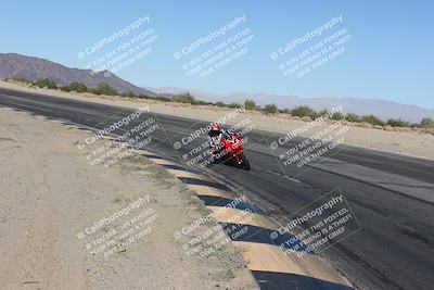 media/Dec-01-2025-Moto Forza (Mon) [[2daa91e15f]]/2-Intermediate Group/Session 4 (Turn 10 Inside)/